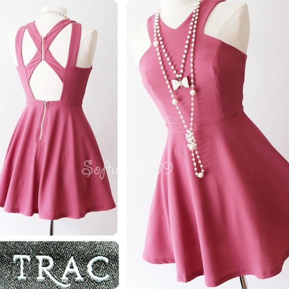 Last☝️ Pink Halter Caged Cutout Back Skater Dress - Picture 6 of 8
